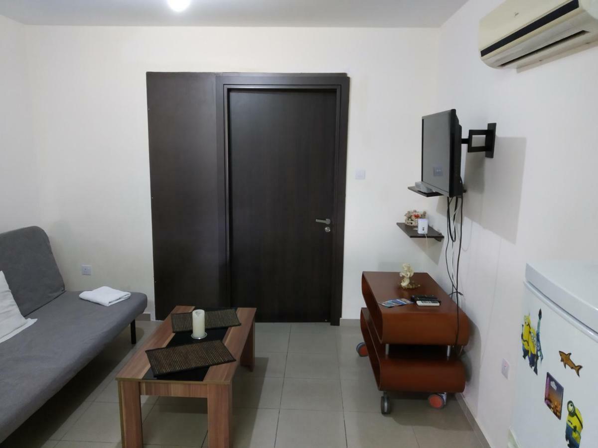 Hermes Complex 2 Kappari Paralimni Cyprus Екстериор снимка